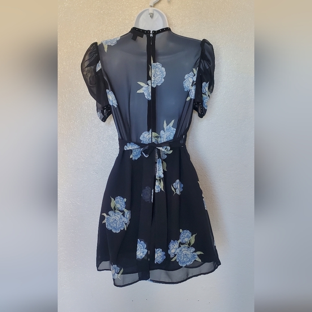 Top Shop Studded Black & Blue Floral Sheer Chiffon Puff Sleeve Dress Size 2